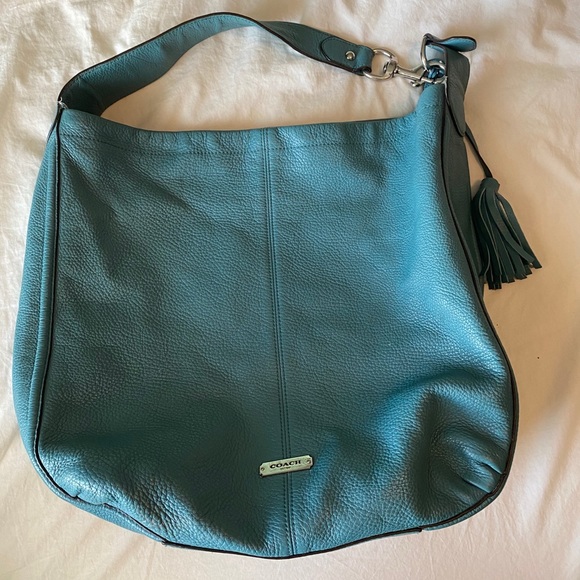 Coach Handbags - Coach Leather Hobo Bag